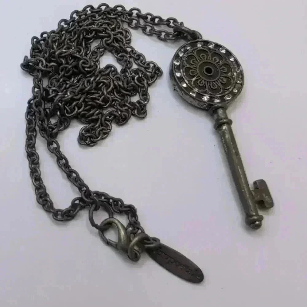 Aeropostale Antique Bronze Key Pendant Necklace Ornate Design